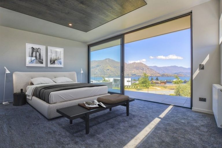 Photo of property in 58 Forest Heights, Wanaka, 9305