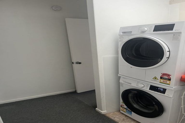 Photo of property in 5/124 Campbell Street, Karori, Wellington, 6012