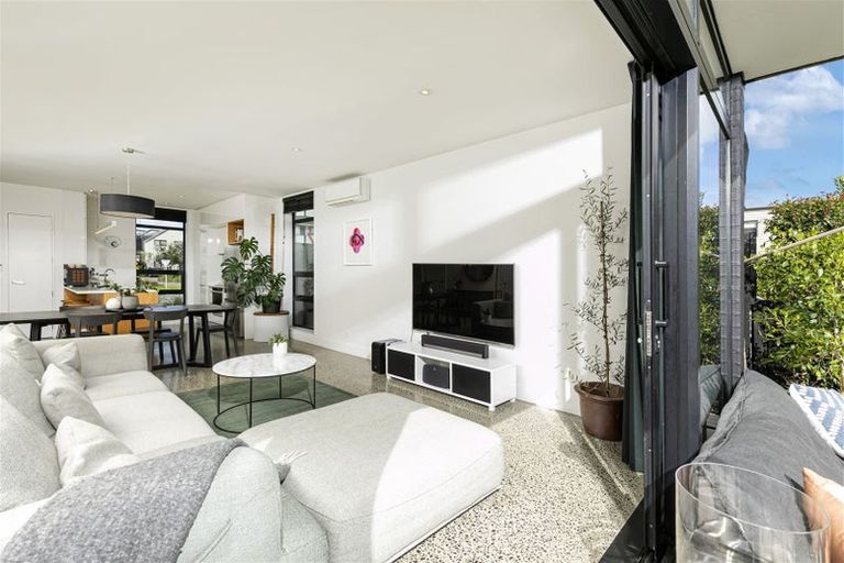 Photo of property in 204 Hobsonville Point Road, Hobsonville, Auckland, 0616