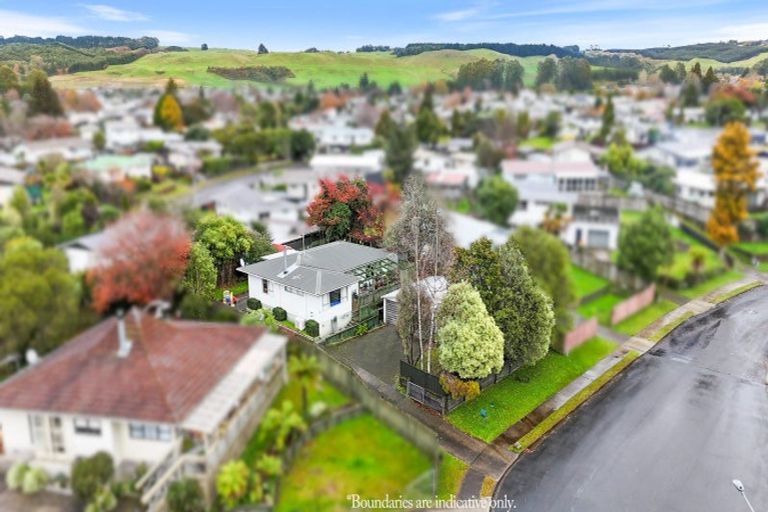 Photo of property in 11 Turquoise Place, Pukehangi, Rotorua, 3015