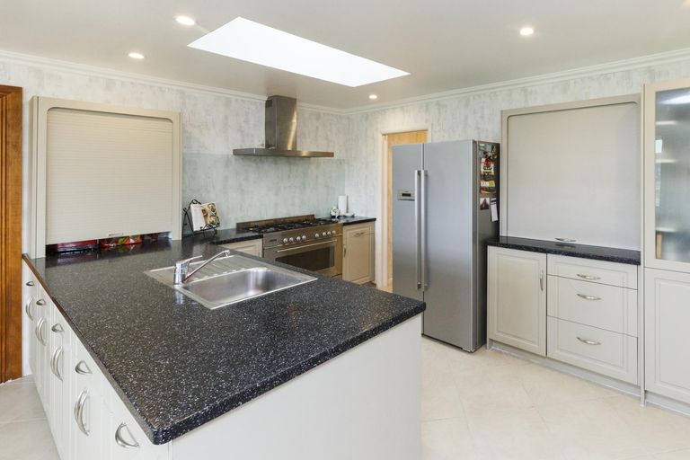 Photo of property in 9 Morocco Terrace, Kelvin Grove, Palmerston North, 4414