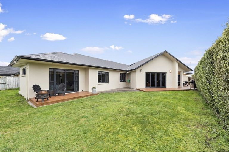 Photo of property in 5 Whistler Close, Rototuna North, Hamilton, 3210