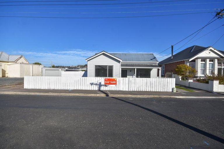 Photo of property in 76 Wesley Street, South Dunedin, Dunedin, 9012