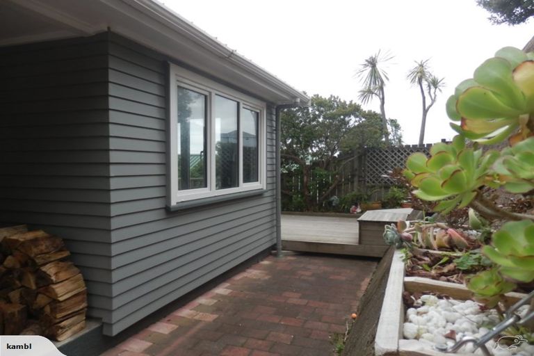 Photo of property in 3 The Spinney, Titahi Bay, Porirua, 5022