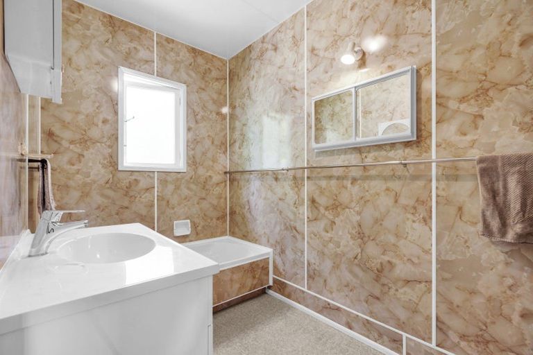 Photo of property in 205 South Road, Spotswood, New Plymouth, 4310