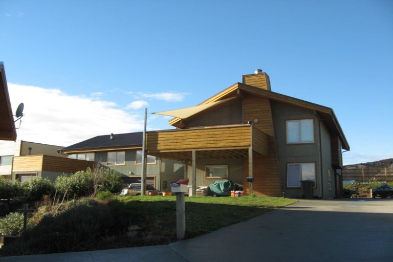 Photo of property in 2/9 Matrica Court, Wanaka, 9305