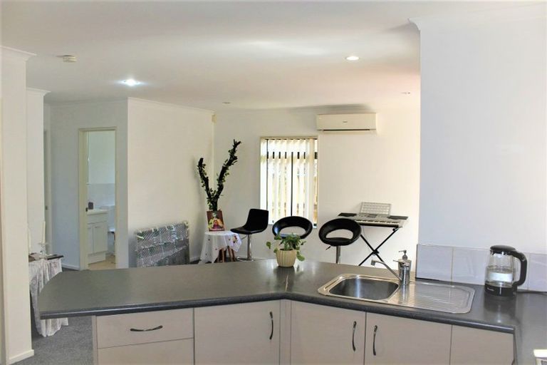 Photo of property in 25c Gray Avenue, Mangere East, Auckland, 2024