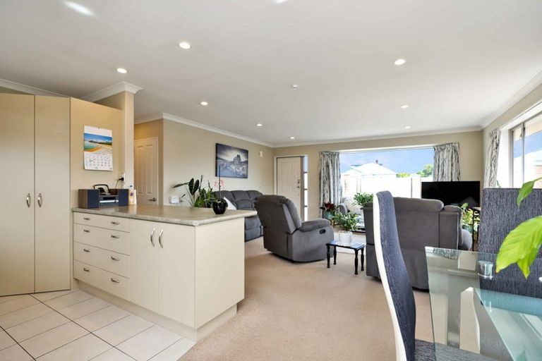 Photo of property in 21 Cox Street, Ashburton, 7700