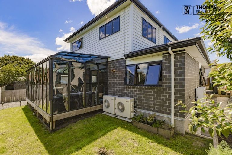 Photo of property in 10a Gainsborough Street, Manurewa, Auckland, 2102