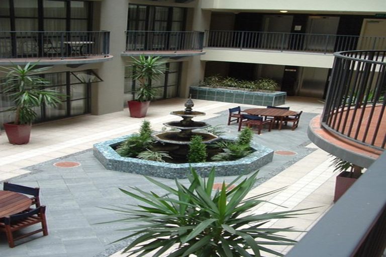 Photo of property in Atrium Towers, 8b/154 The Terrace, Wellington Central, Wellington, 6011
