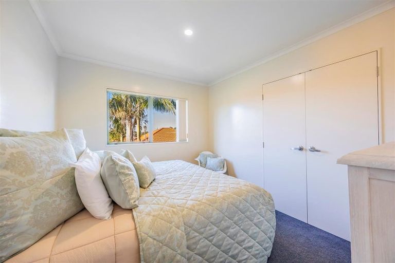 Photo of property in 10 Clea View, Gulf Harbour, Whangaparaoa, 0930