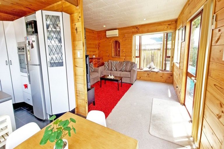 Photo of property in 19b James Street, Mangere East, Auckland, 2024