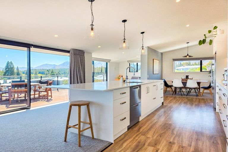 Photo of property in 11 Pollock Place, Lake Tekapo, 7999