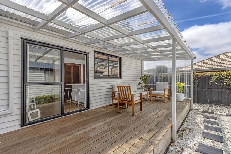 Photo of property in 22 Tower Street, Hornby, Christchurch, 8042