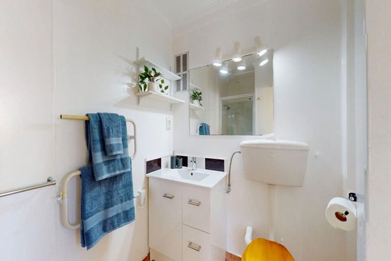 Photo of property in Aroha Apartments, 222ui The Terrace, Wellington Central, Wellington, 6011