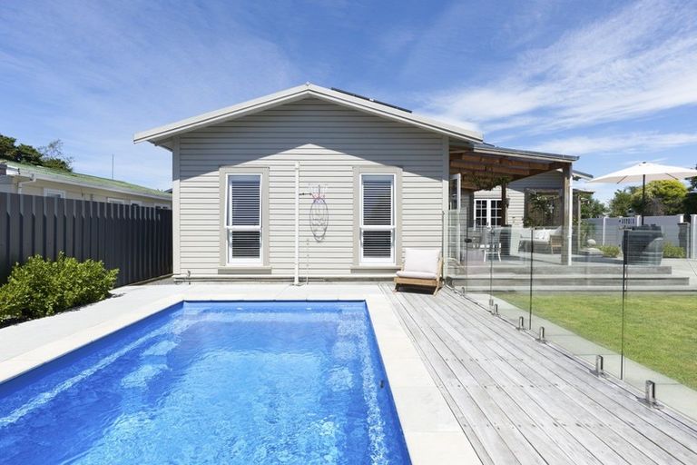 Photo of property in 303 Mclean Street, Saint Leonards, Hastings, 4120