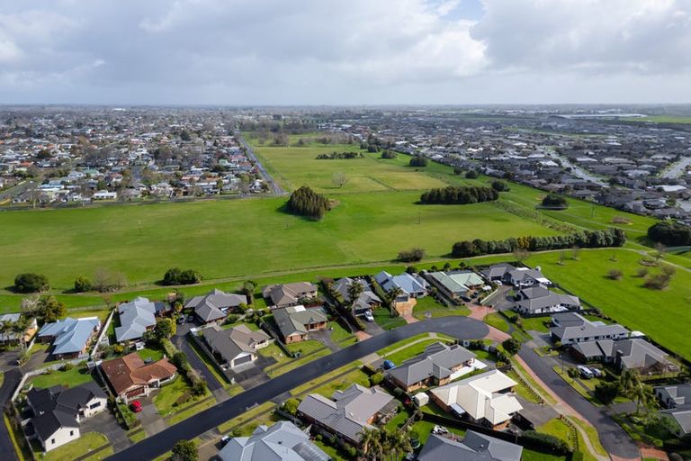 Photo of property in 55 Oaklands Drive, Cambridge, 3434