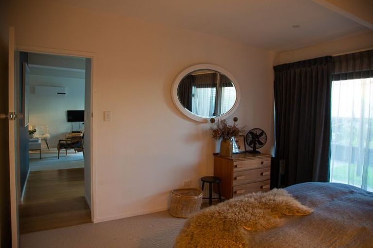 Photo of property in 2/246 Lake Road, Hauraki, Auckland, 0622