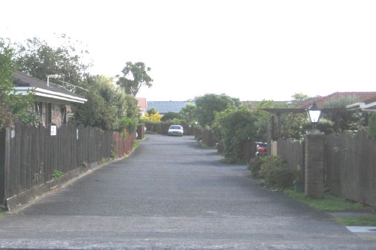 Photo of property in 8/66 Rathgar Road, Henderson, Auckland, 0610