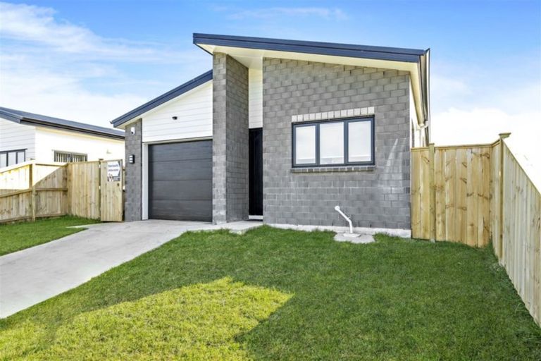 Photo of property in 6 Huamanu Street, Pukekohe, 2120