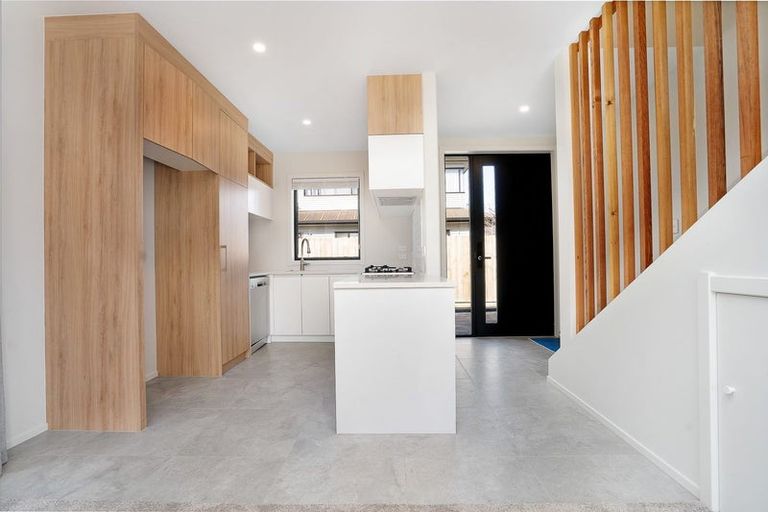 Photo of property in 60u2 Sandwich Road, Saint Andrews, Hamilton, 3200