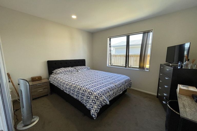 Photo of property in 13 Treestump Road, Takanini, 2112
