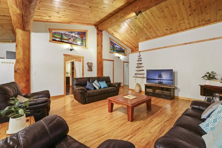 Photo of property in 109 Town Point Road, Maketu, 3189