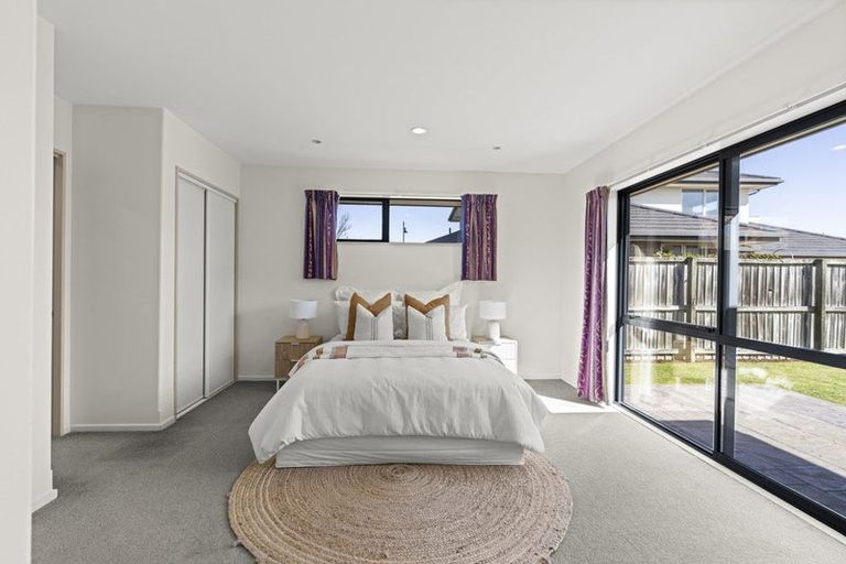 Photo of property in 6a Blarney Place, Casebrook, Christchurch, 8051