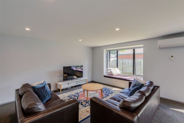 Photo of property in 21 Kenwyn Avenue, St Albans, Christchurch, 8052