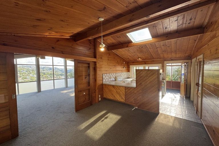 Photo of property in 9 Versailles Street, Karori, Wellington, 6012