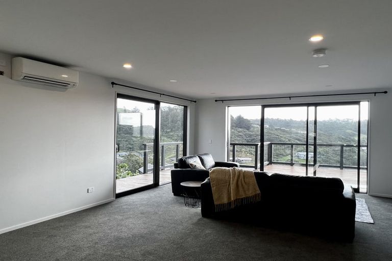Photo of property in 14 Bee Lane, Whitby, Porirua, 5024