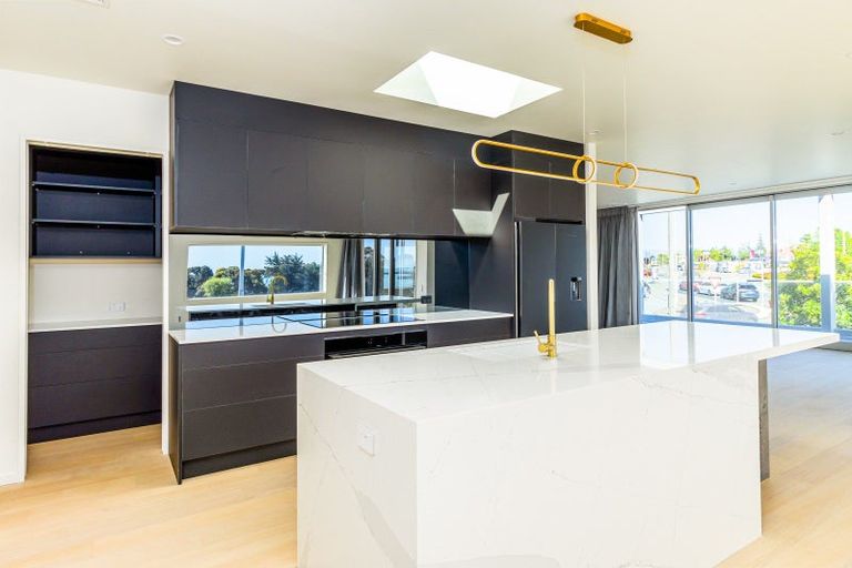 Photo of property in 31 The Terrace, Timaru, 7910