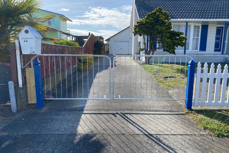 Photo of property in 46 Lee Street, Castlecliff, Whanganui, 4501