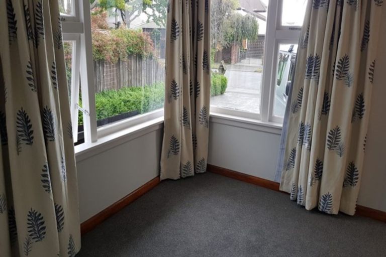 Photo of property in 3 Westmont Street, Ilam, Christchurch, 8041