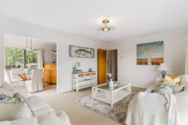Photo of property in 46 Hutchinsons Road, Bucklands Beach, Auckland, 2014