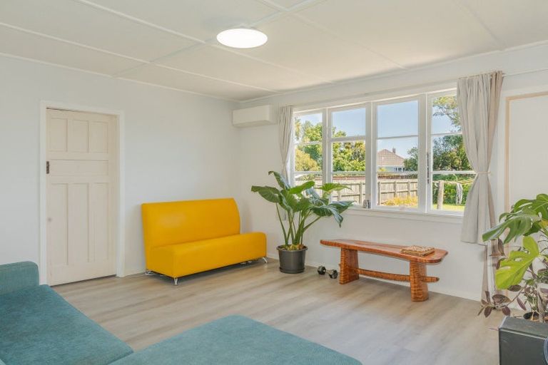 Photo of property in 4 Colvin Street, Westport, 7825