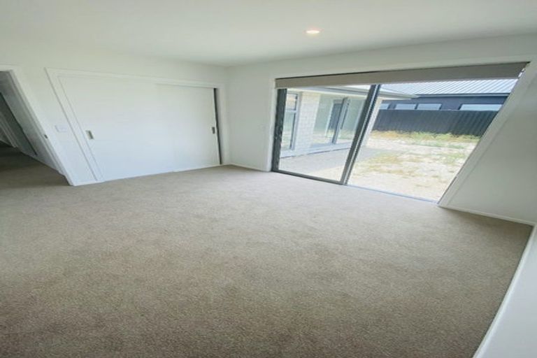 Photo of property in 14 Wallis Drive, Cromwell, 9310