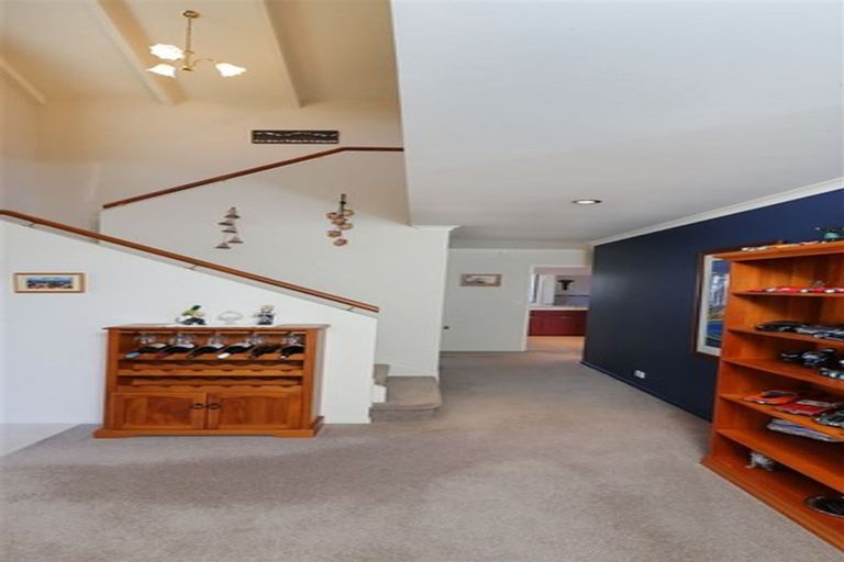 Photo of property in 3 Pippen Court, Henderson, Auckland, 0612