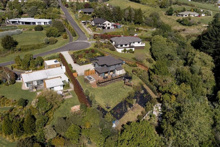 Photo of property in 4r Estates Terrace, Welcome Bay, Tauranga, 3175