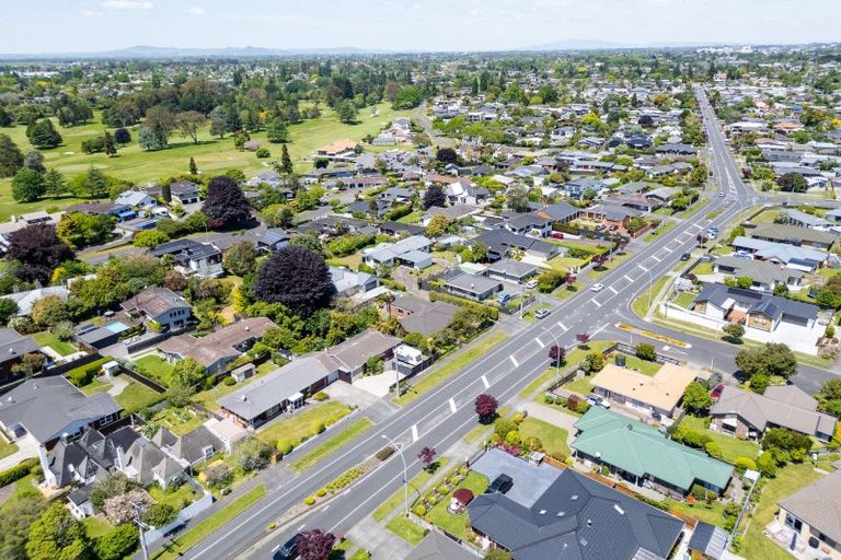 Photo of property in 118b Sandwich Road, St Andrews, Hamilton, 3200