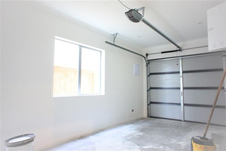 Photo of property in 3 Silvereye Road, Hobsonville, Auckland, 0616