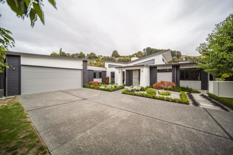 Photo of property in 80 Kent Terrace, Taradale, Napier, 4112