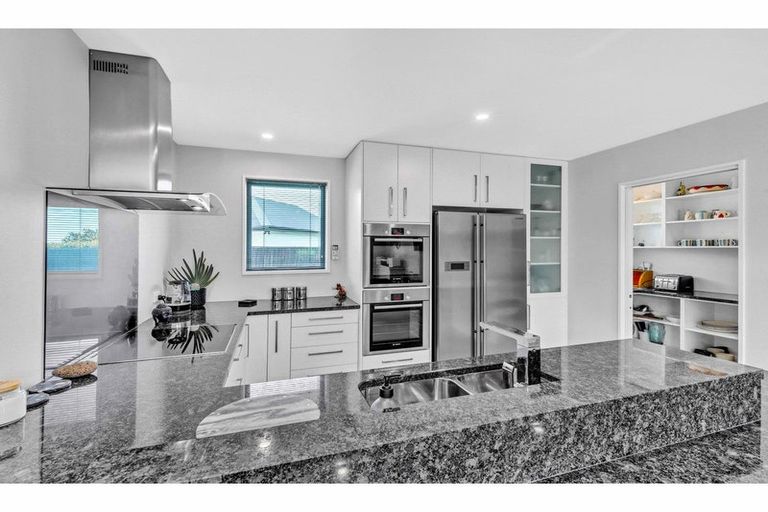 Photo of property in 25 Lancewood Way, Rangiora, 7400