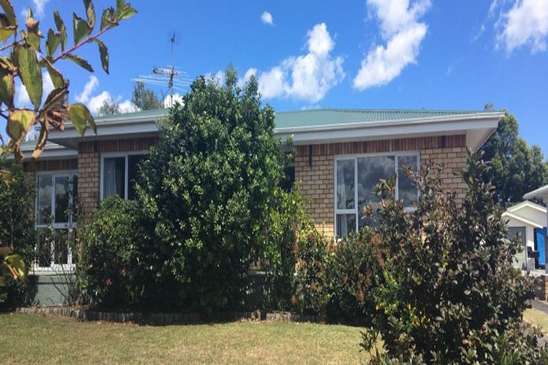 Photo of property in 28 King Street, Waiuku, 2123