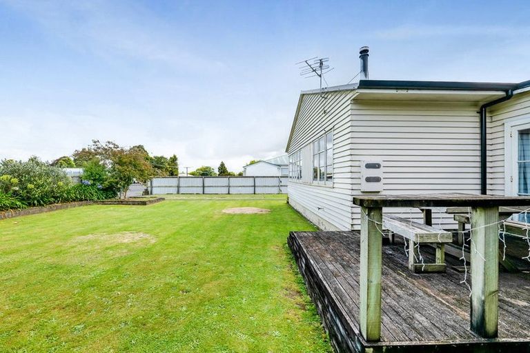 Photo of property in 33 Standish Street, Inglewood, 4330