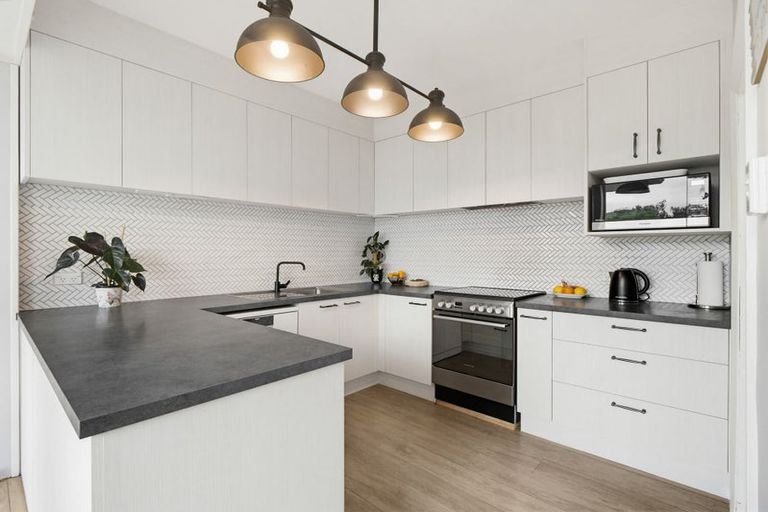 Photo of property in 13 Cossar Street, Burwood, Christchurch, 8083