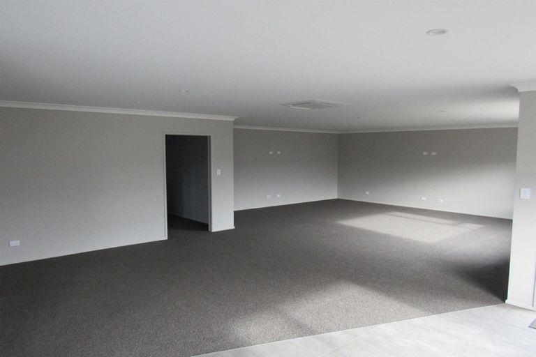 Photo of property in 15 Victoria Street, Hawera, 4610