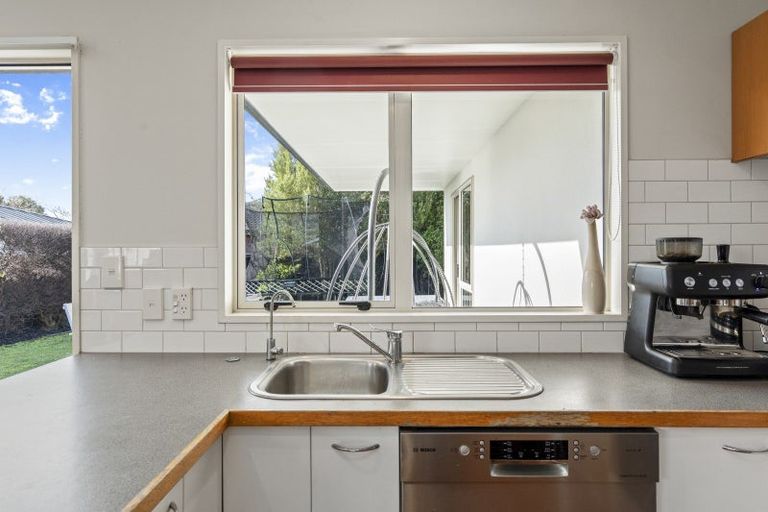 Photo of property in 7 Castleview Lane, Heathcote Valley, Christchurch, 8022