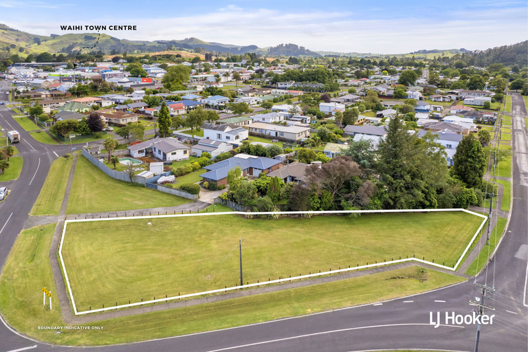 Photo of property in 52b Chesterton Street, Johnsonville, Wellington, 6037
