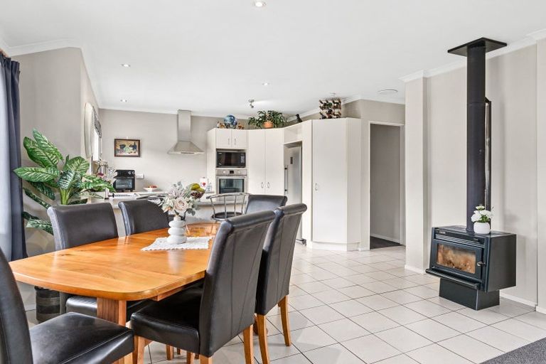 Photo of property in 3 Higginson Street, Otane, 4202